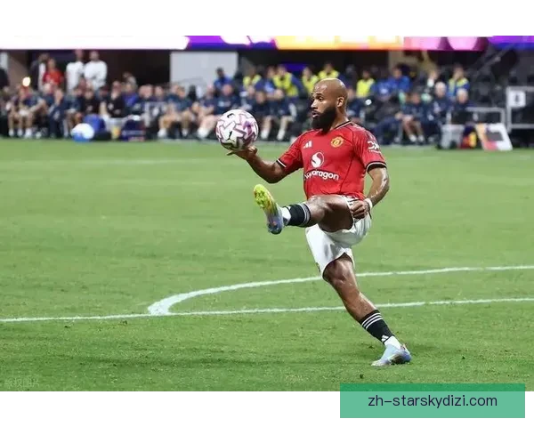 库尼亚曝姆伯莫低调勤练射门